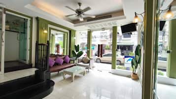 Khu tiếp khách ở sảnh
