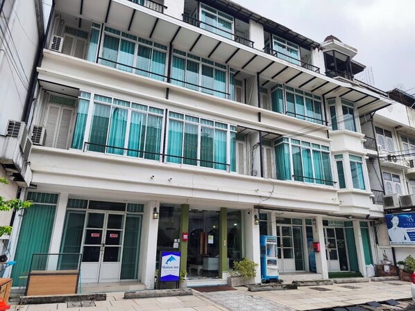 Facciata della struttura