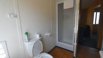 Basic House, Mountain View | Bathroom