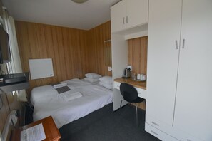 Kamar Double Basic, pemandangan gunung | Wi-Fi gratis