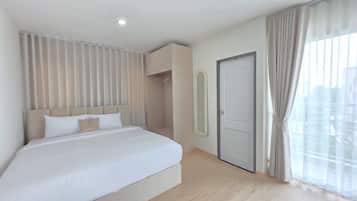 Habitación estándar, 1 cama King size | Escritorio, espacio para trabajar con laptop y wifi gratis