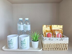 Standard Room | In-room dining