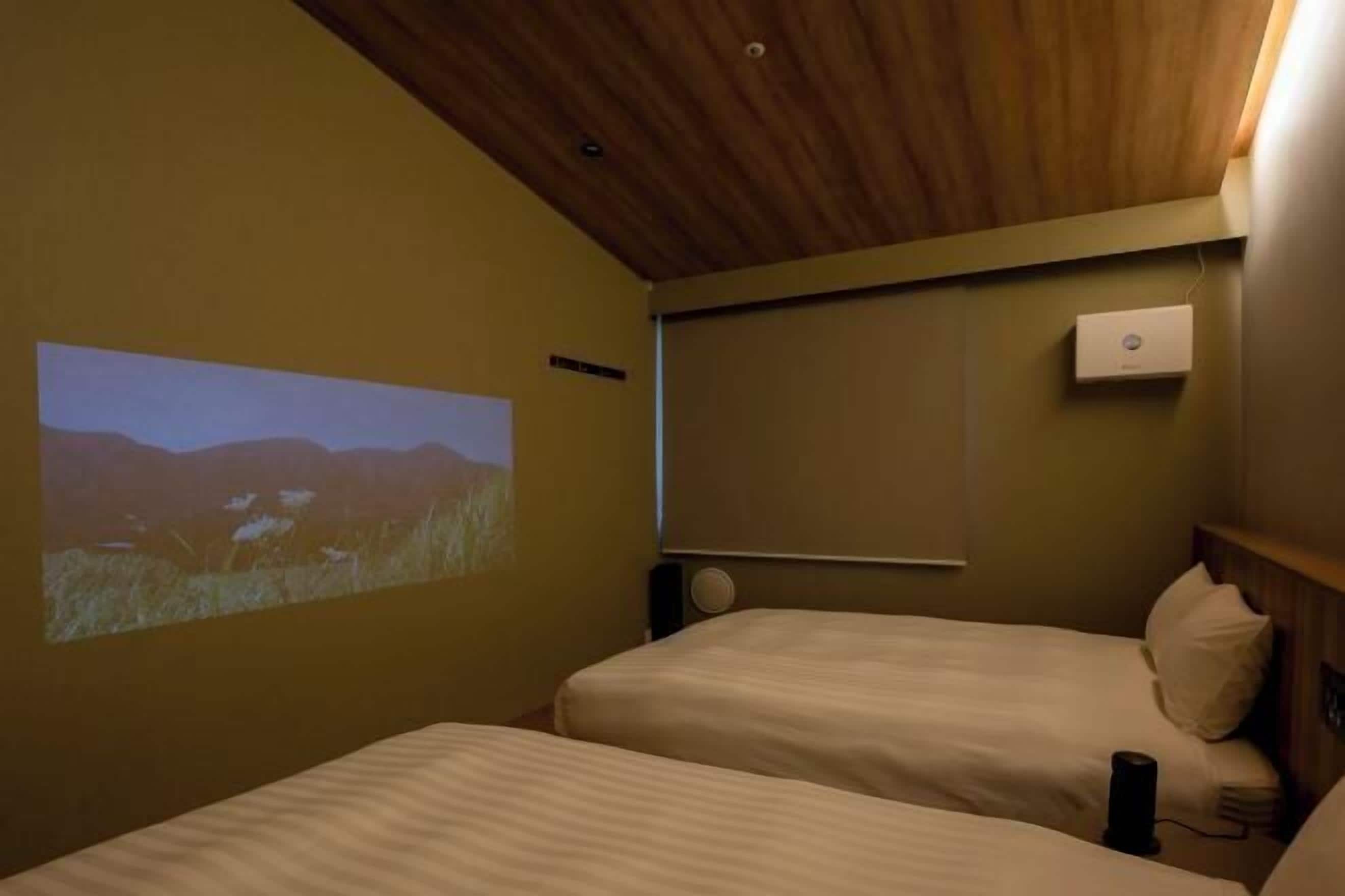 Décoration personnalisée, bureau, Wi-Fi gratuit, draps fournis