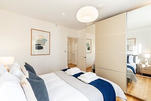 1 bedroom, iron/ironing board, internet, bed sheets