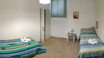 3 chambres, accès au Wi-Fi (inclus), literie fournie