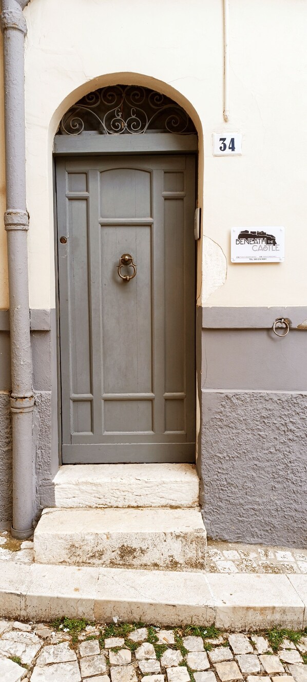 Exterior detail - At 50 mt from the center of Corleone cozy facility with free bike shelter (Corleone)