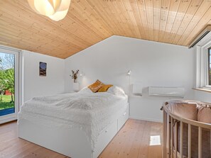2 bedrooms, Internet