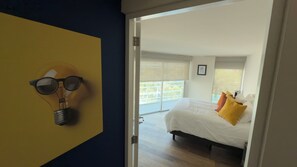 3 chambres, fer et planche à repasser, lit parapluie, Wi-Fi gratuit