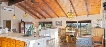 10-acre Forest Villa, 20 miles from Yosemite South