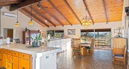 10-acre Forest Villa, 20 miles from Yosemite South
