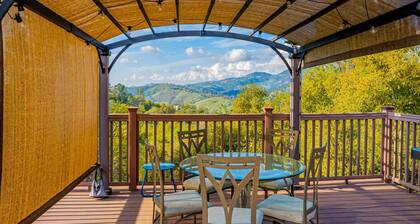 Sunset Lookout Mountain villa, Meadows, Gazebo