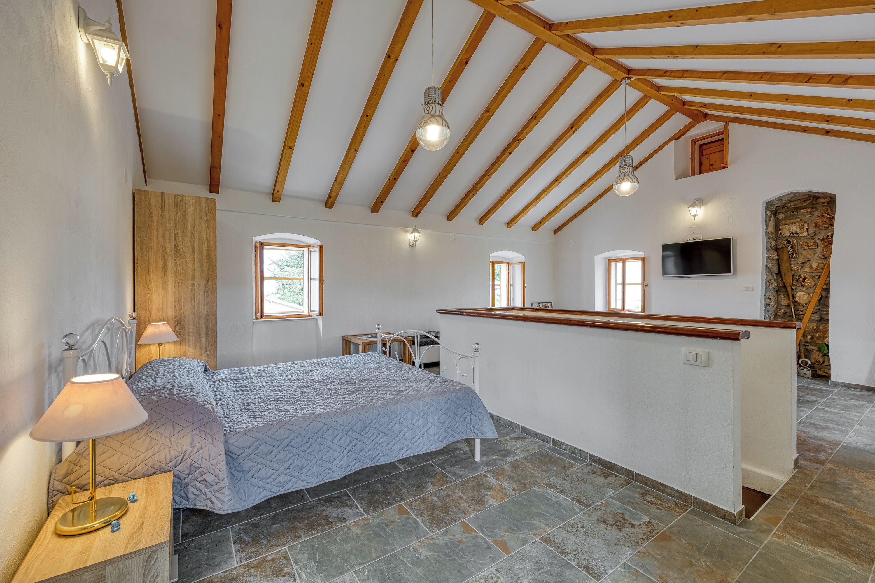 2 bedrooms, desk, free WiFi, bed sheets