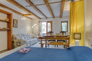 Family Apartment, 1 Bedroom (Stella Maris) | Living room