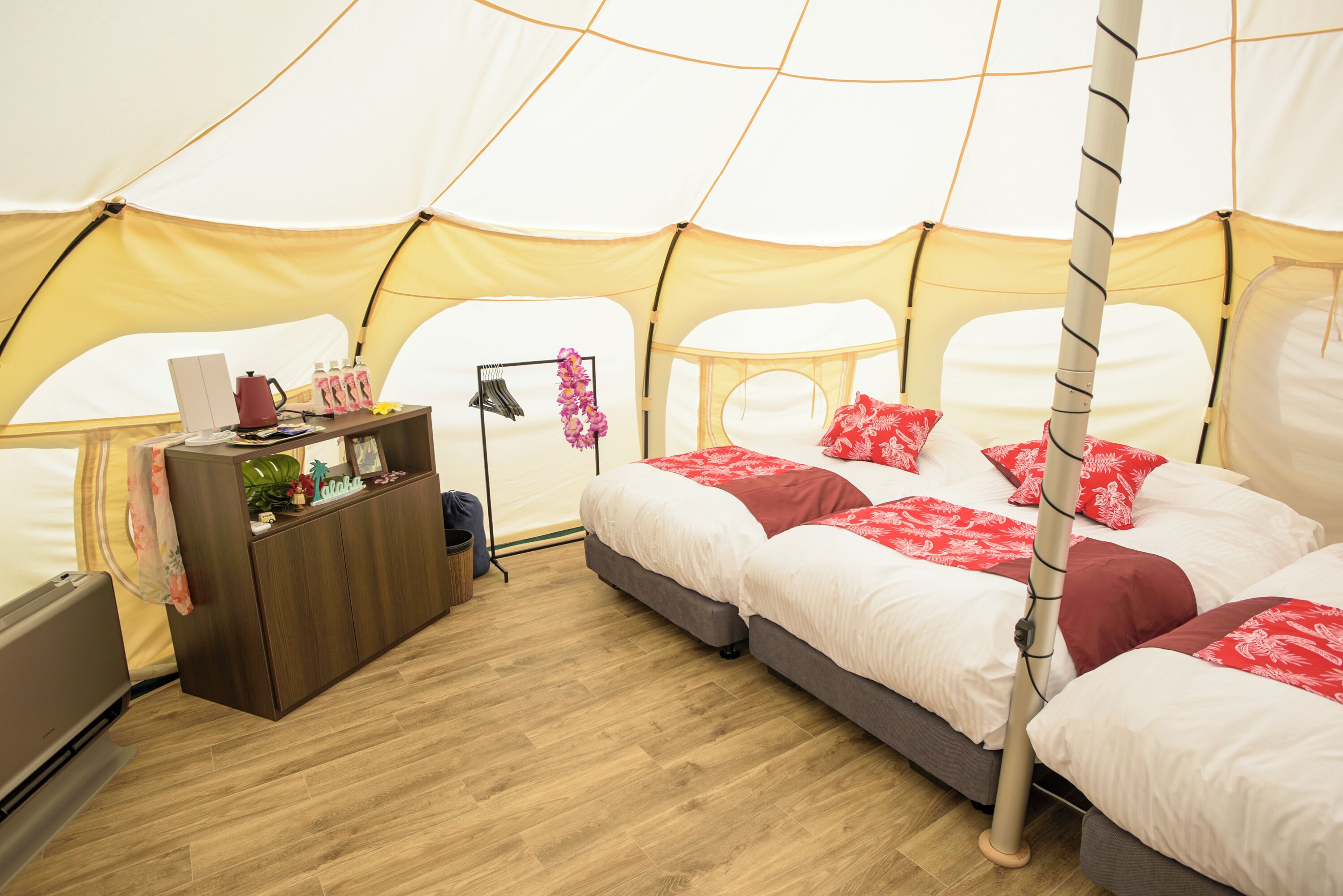In-room safe, free WiFi, bed sheets