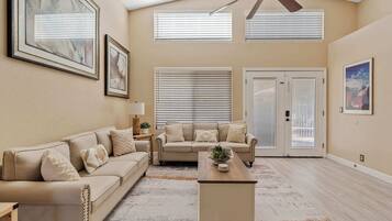 Televisor intel·ligent i oficines