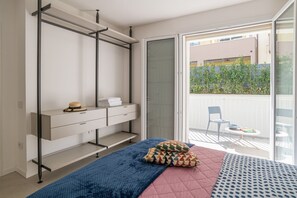 2 chambres, fer et planche à repasser, Wi-Fi, draps fournis