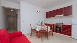 Interior - Apartman Erstic 1 - Baška Voda by Villas Guide (Baška Voda)