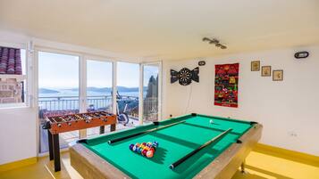 Spielezimmer