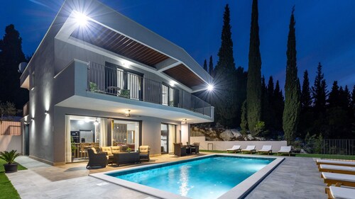 Villa Juma by Villas Guide