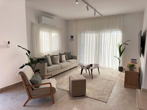 Smart TV, books, computer monitors