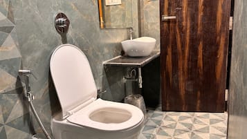 Dusche, Handtücher, Seife, Shampoo