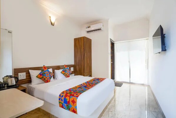 Premium-herbergi | Rúmföt úr egypskri bómull, rúmföt af bestu gerð, öryggishólf í herbergi