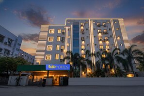 Exterior - Fabhotel Eden Stay (Hyderabad)