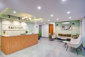 Reception - Saltstayz Premier - Arjun Marg (Gurugram)