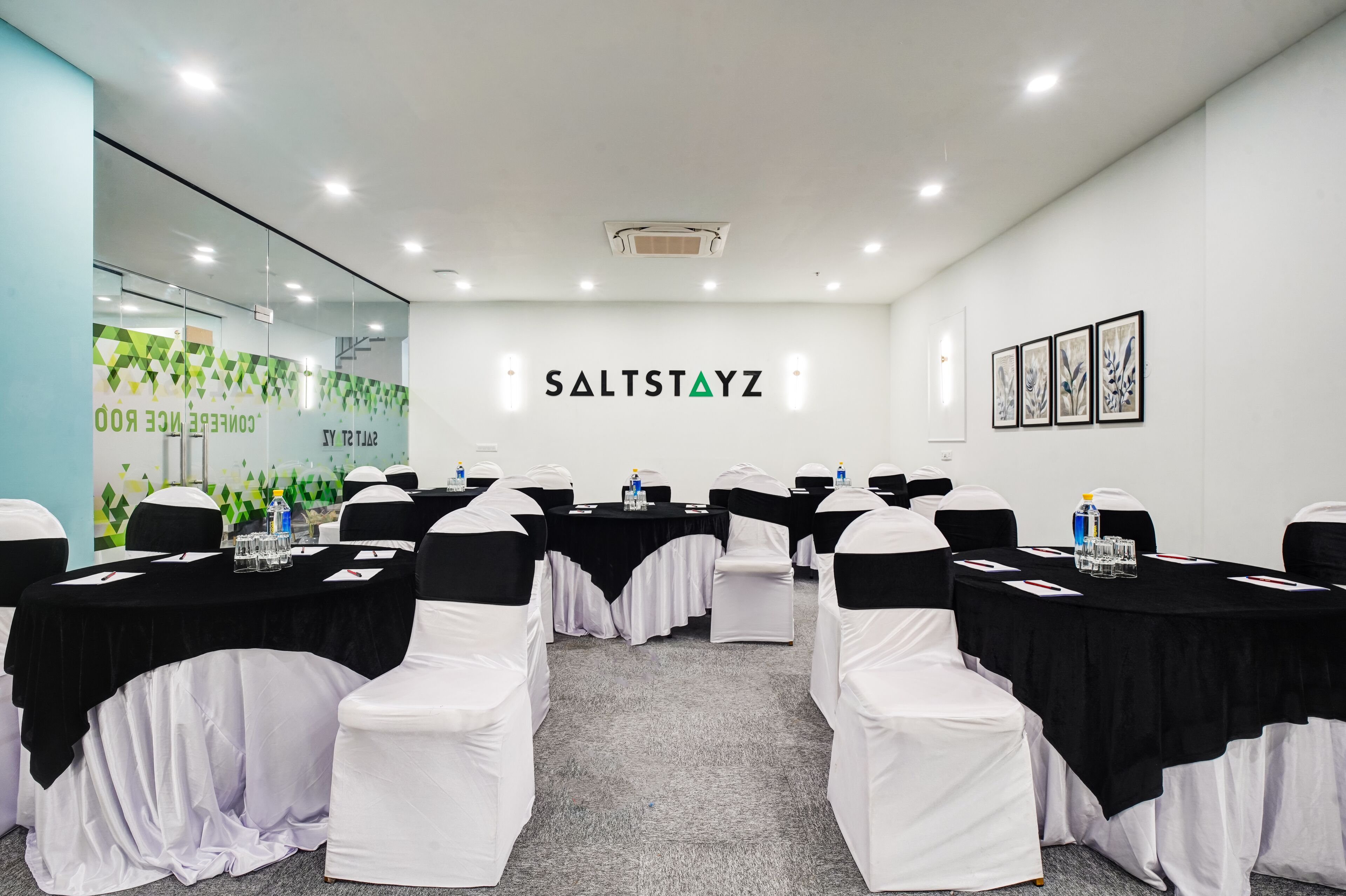 Photo - Saltstayz Premier - Arjun Marg