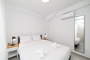 2 chambres, fer et planche à repasser, Wi-Fi gratuit, draps fournis