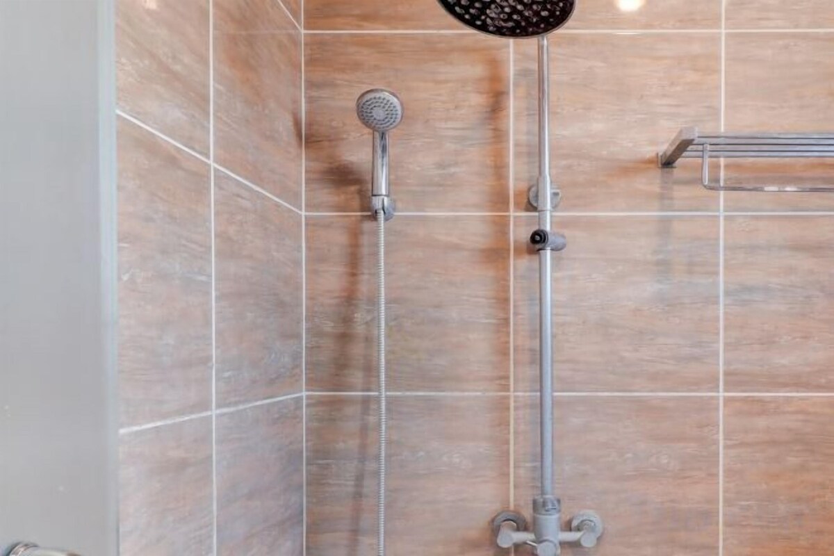 Baño | Ducha y toallas