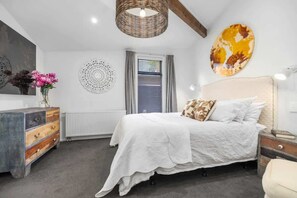 3 Schlafzimmer, Bügeleisen/Bügelbrett, Reisekinderbett, WLAN