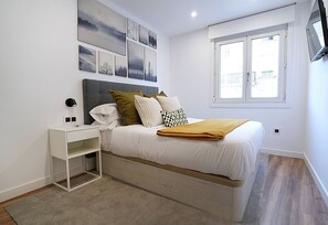 1 bedroom, WiFi, bed sheets - Villa Valentina: 2. (Vilagarcía de Arousa)