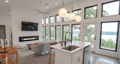 Luxury Lakeview Retreat with Hot Tub!
