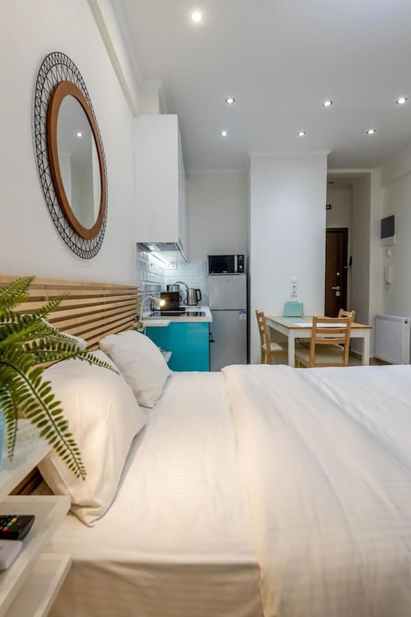1 chambre, fer et planche à repasser, Wi-Fi, draps fournis