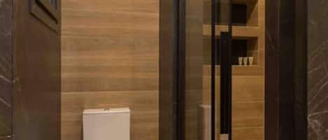 Free toiletries, hair dryer, towels