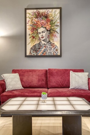 TV - Sweet and modern flat at Palaio faliro (Paleo Faliro)
