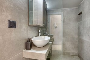 Free toiletries, hair dryer, towels