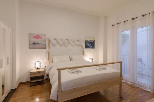 1 chambre, fer et planche à repasser, Wi-Fi, draps fournis
