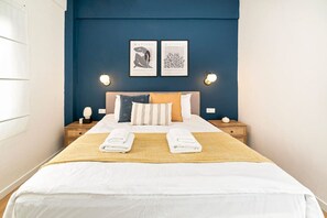 1 bedroom, iron/ironing board, WiFi, bed sheets - Beautiful Home in the most Iconic area in Athens (Athens)