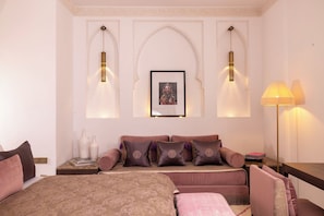 Chambre L'Iris | Premium bedding, memory foam beds, minibar, in-room safe - Riad Laz Mimoun & SPA (Marrakech)
