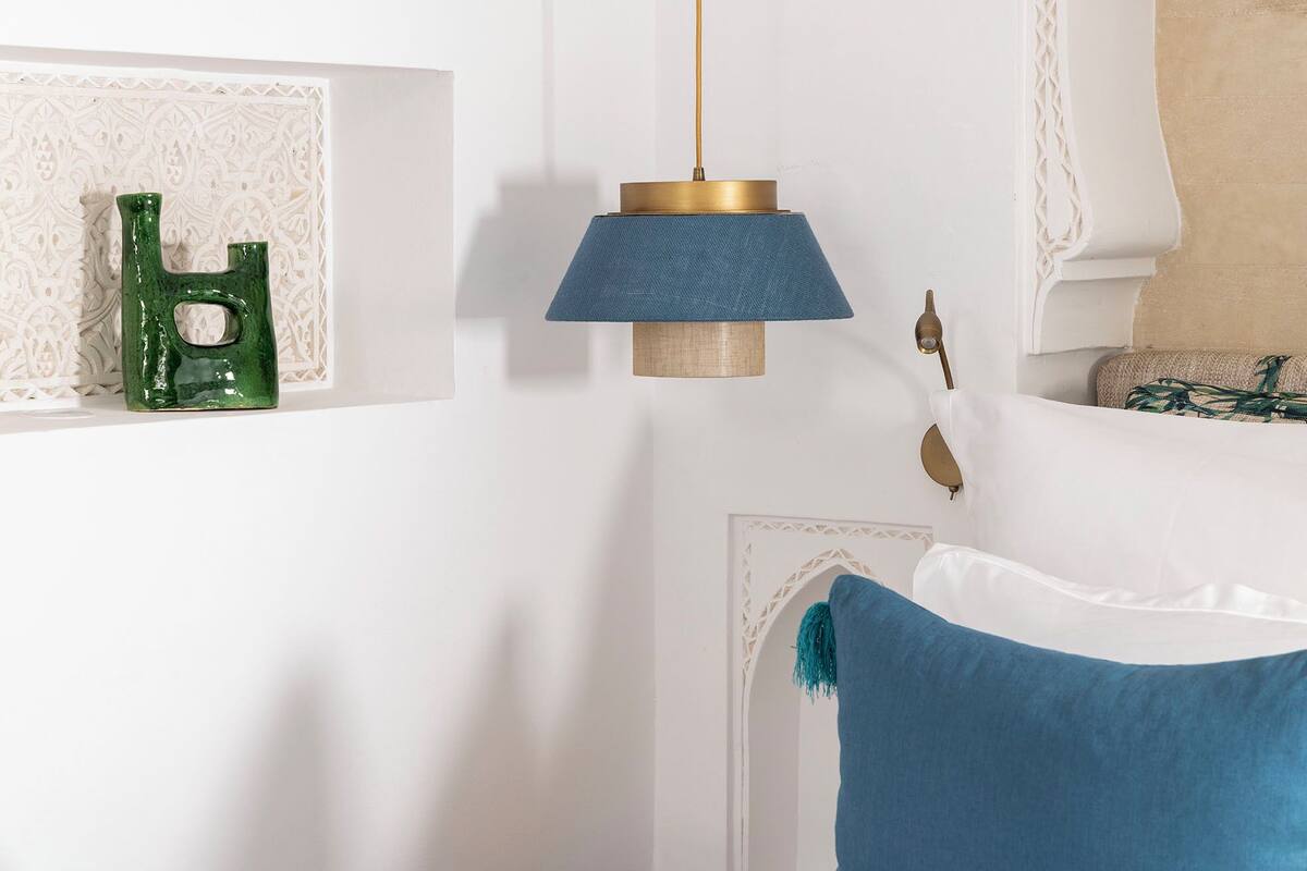 Chambre Olivier | Hochwertige Bettwaren, Betten mit Memory-Foam-Matratzen, Minibar