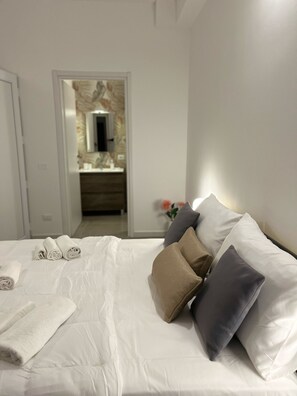 1 habitación, wifi y ropa de cama