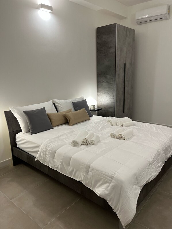 1 habitación, wifi y ropa de cama