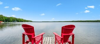 Lakeview Loft: A-Frame Escape Tobermory