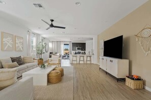 Televisie en een kantoor