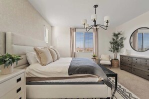 3 slaapkamers, een bureau, een strijkplank/strijkijzer, reisbedje