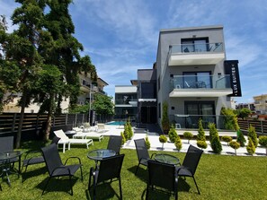 Front of property - LUXSUITES (Pangaio)