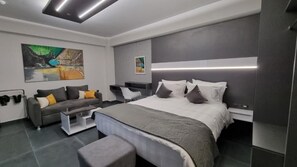 Premium Suite, Partial Sea View | 1 bedroom, minibar, in-room safe, soundproofing - LUXSUITES (Pangaio)
