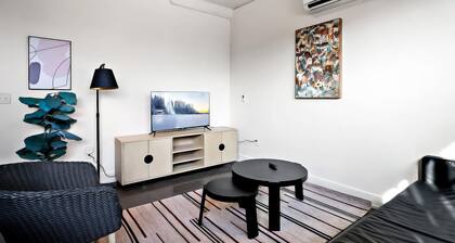 CozySuites NLG - Modern 2BR condo #25